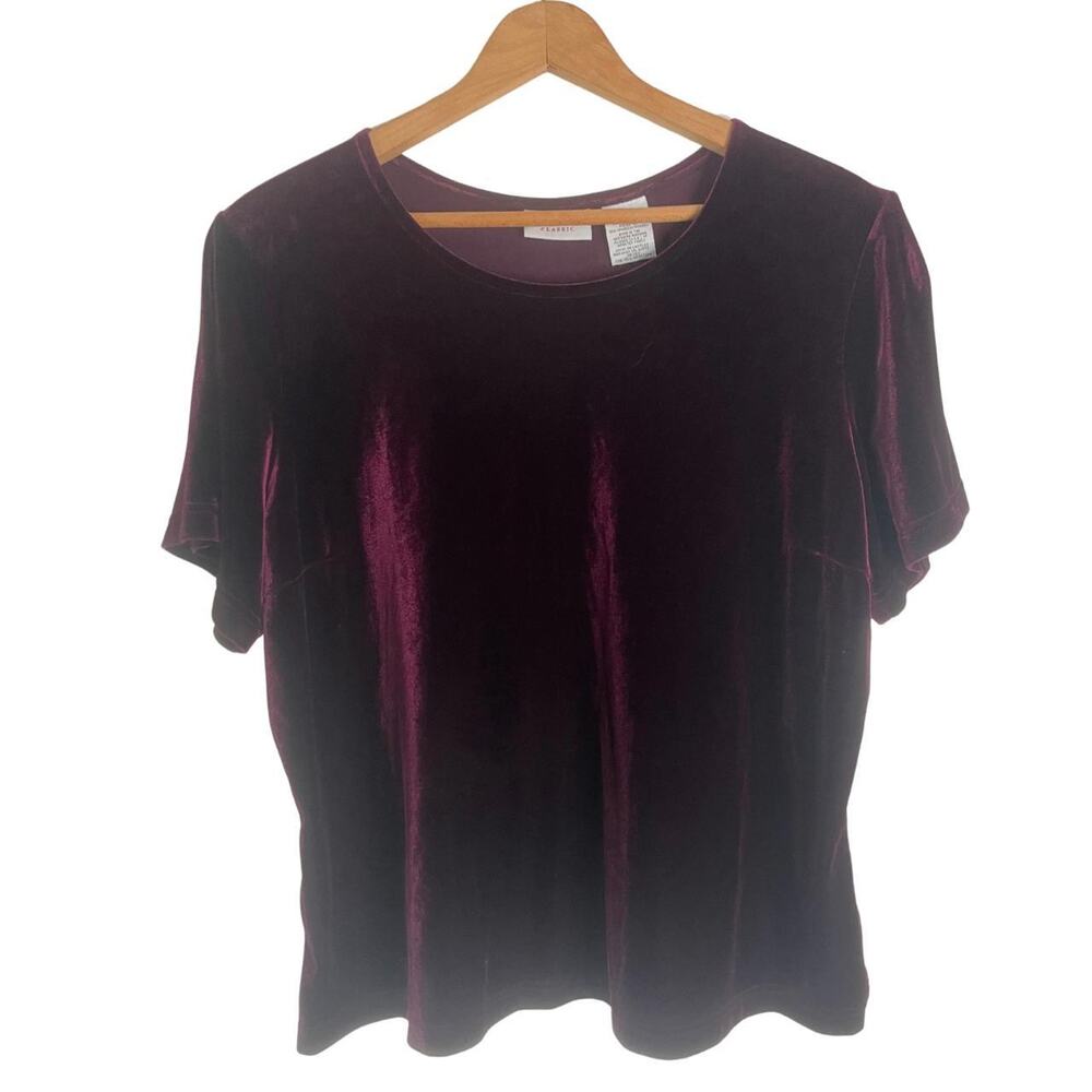 Burgundy velvet short sleeve top